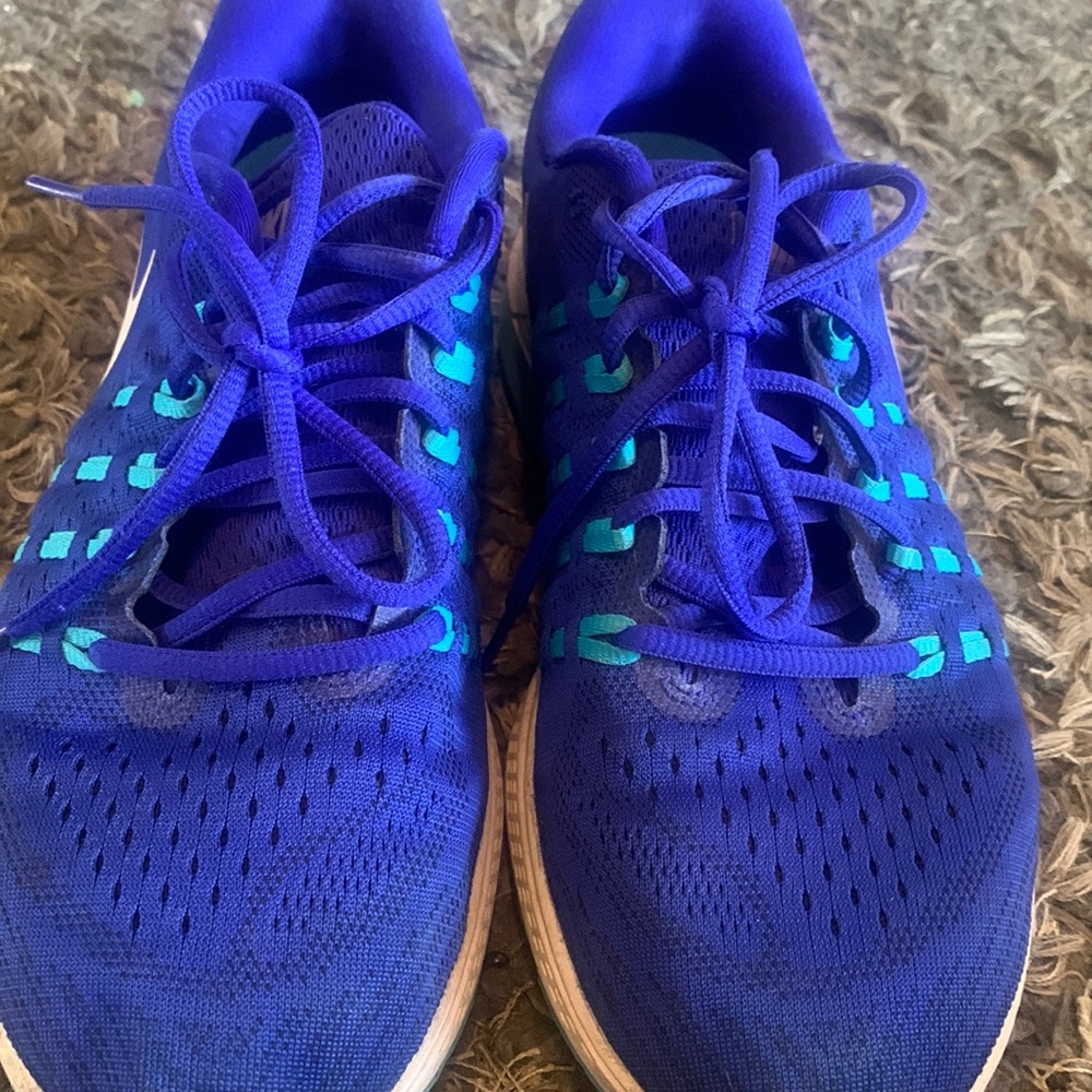 Nike Zoom Bomero womens 8